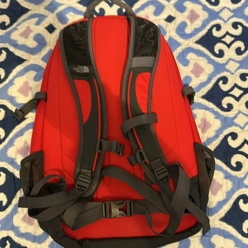 North Face Backpack - Picture 2 of 3